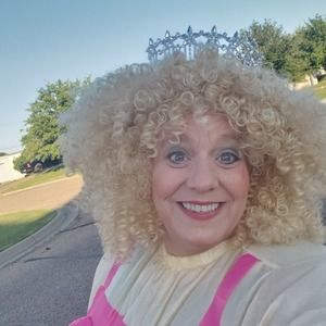 Meet your Posher, Beth